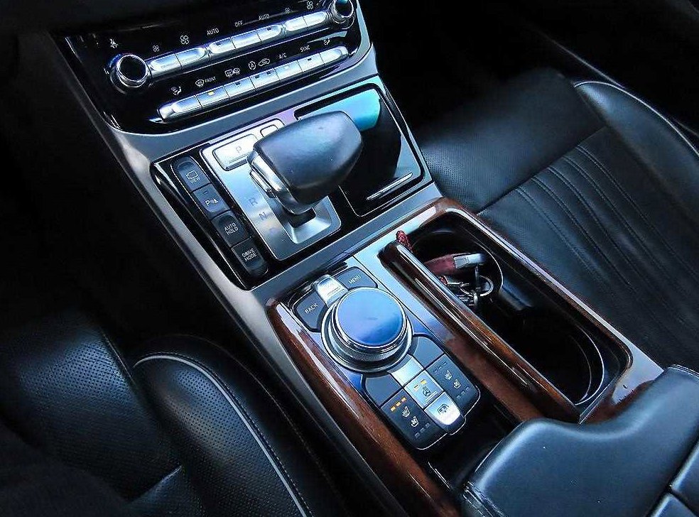 제네시스 EQ900 3.3 T-GDI AWD 사진 11