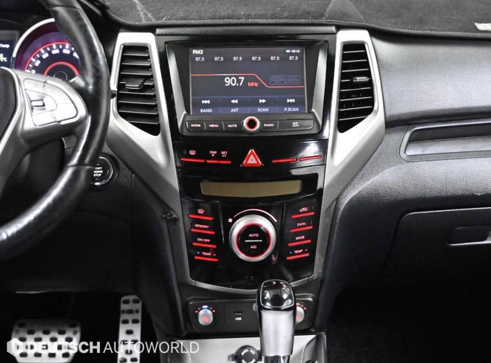 KG모빌리티(쌍용)  티볼리 가솔린 2WD 1.6 LX 사진 14