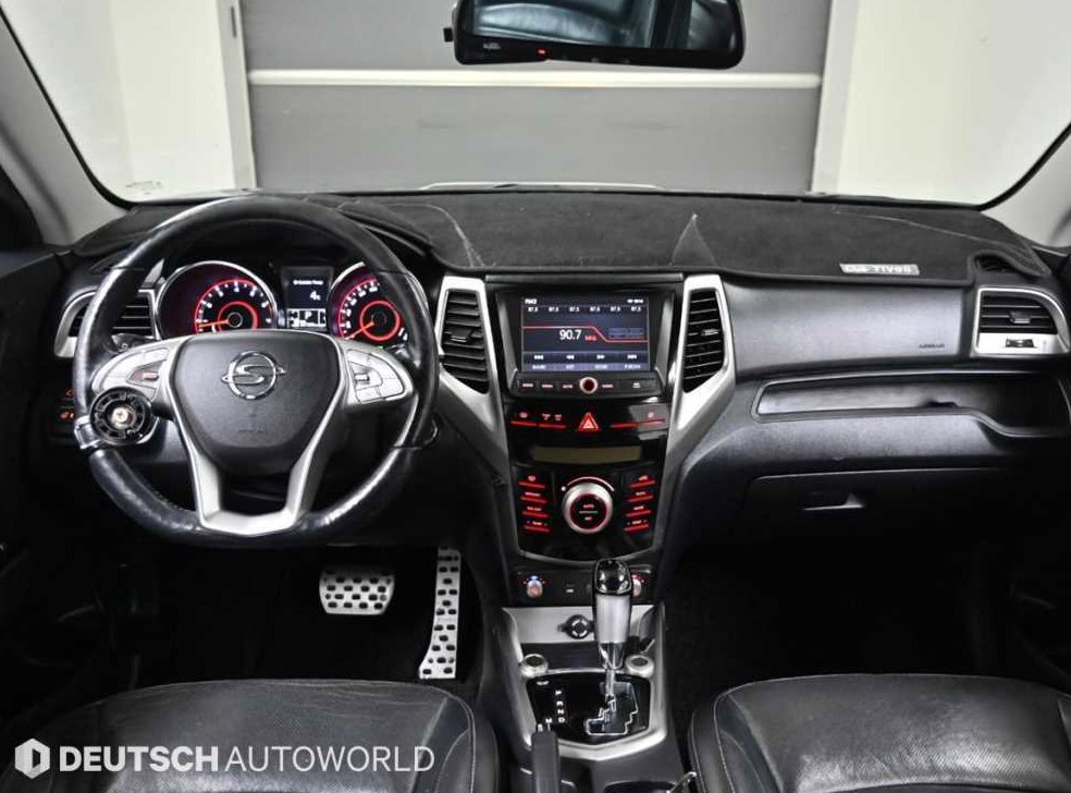 KG모빌리티(쌍용)  티볼리 가솔린 2WD 1.6 LX 사진 7