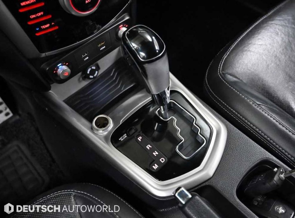 KG모빌리티(쌍용)  티볼리 가솔린 2WD 1.6 LX 사진 9