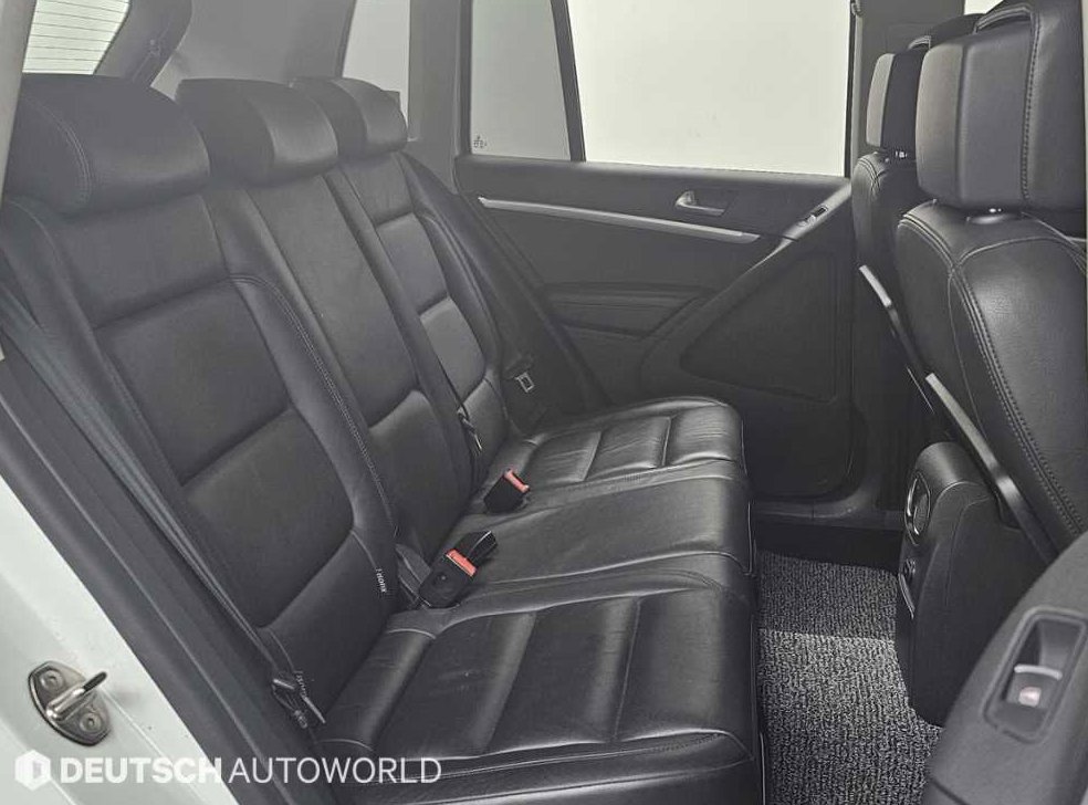 폭스바겐 티구안 2.0 TDI 프리미엄 사진 12