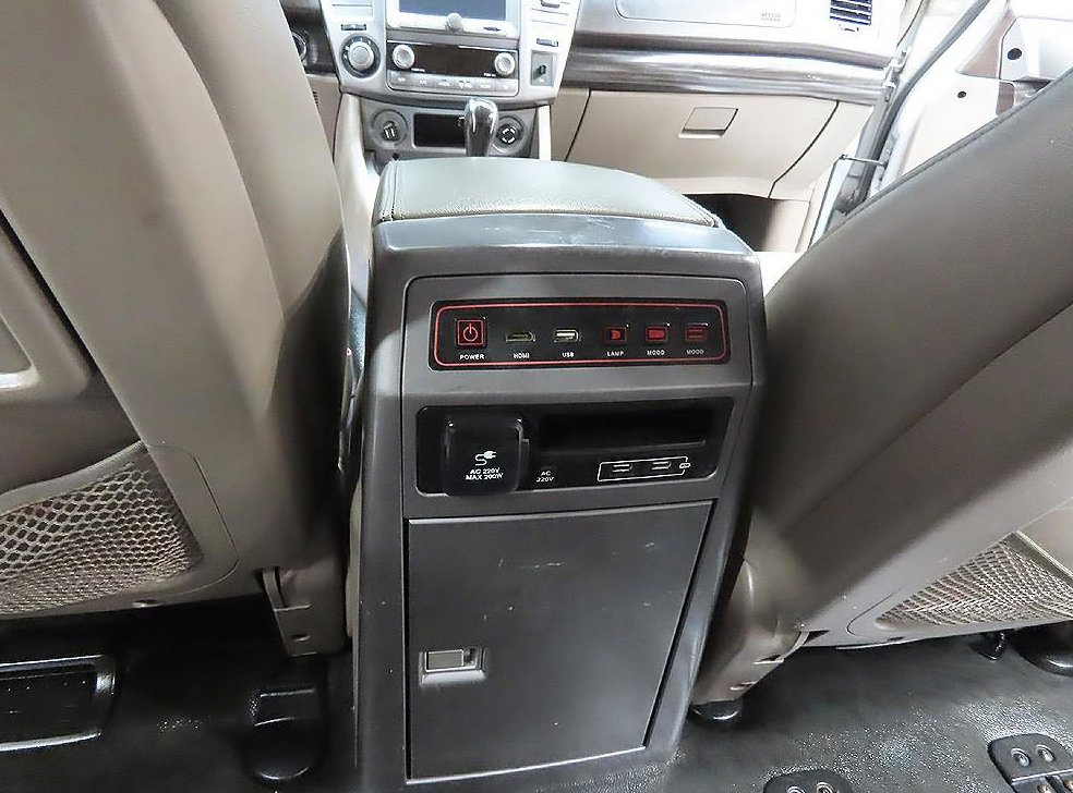 KG모빌리티(쌍용)  코란도 4WD 샤토 사진 10