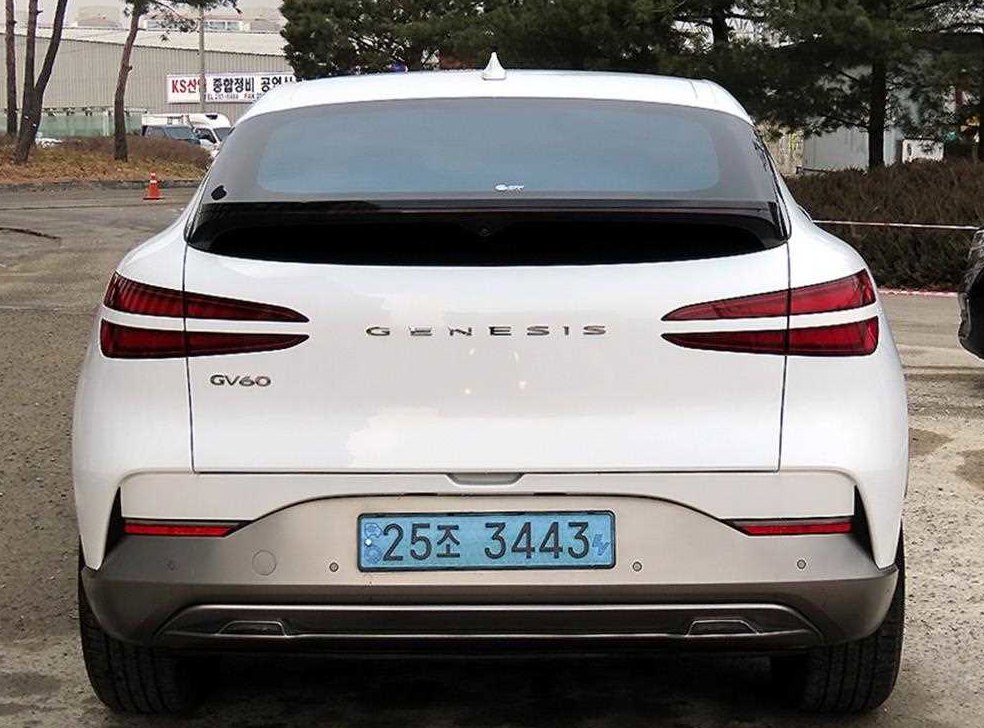 제네시스 GV60 스탠다드 2WD 사진 4