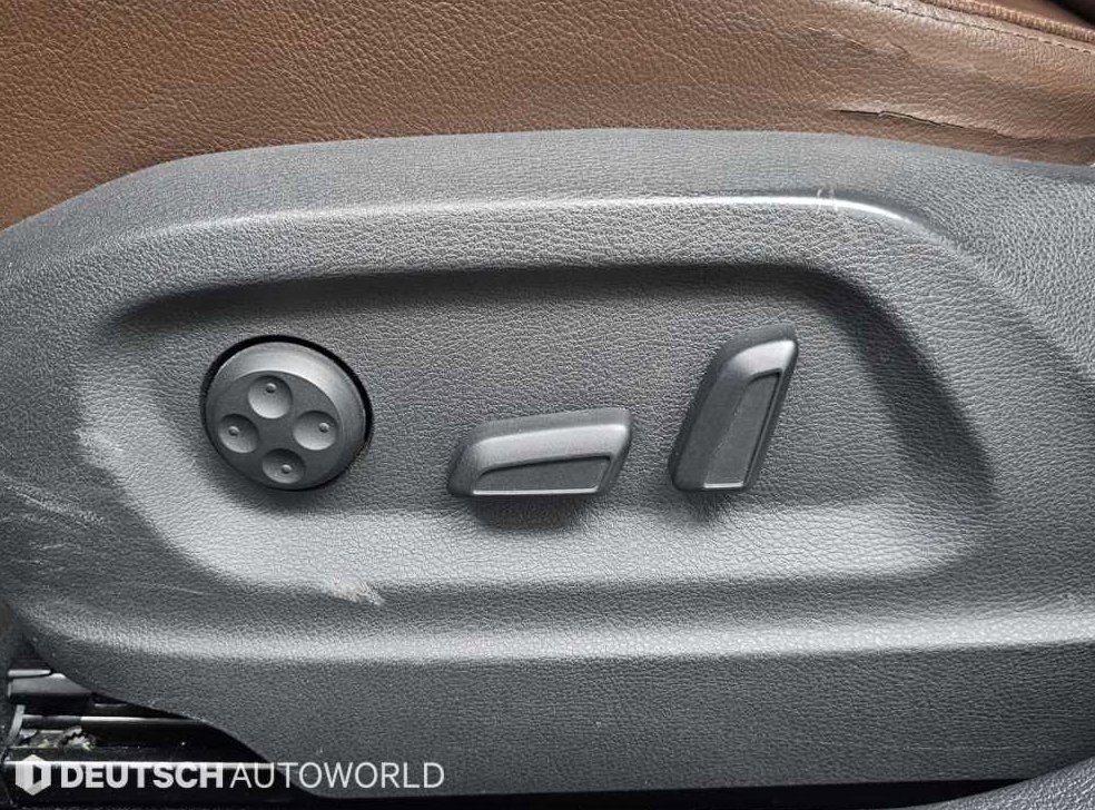 폭스바겐 티구안 2.0 TDI 컴포트 사진 15