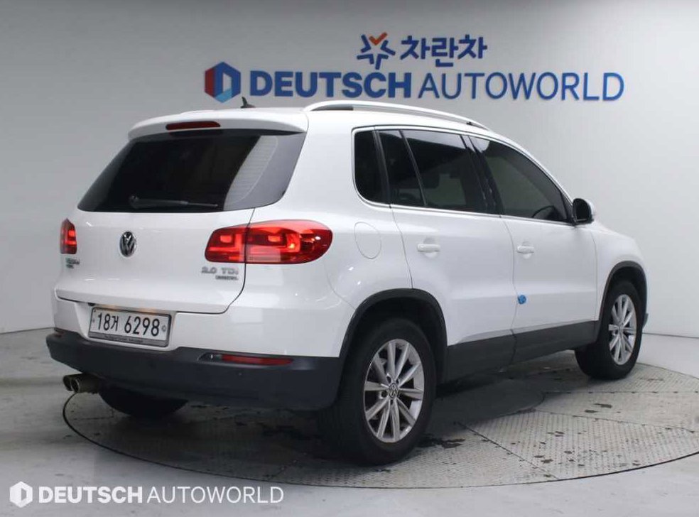 폭스바겐 티구안 2.0 TDI 컴포트 사진 2