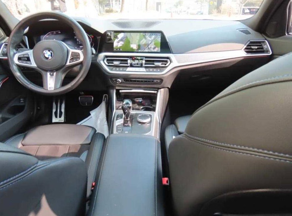 BMW 3시리즈 320d 투어링 M 스포츠 사진 15