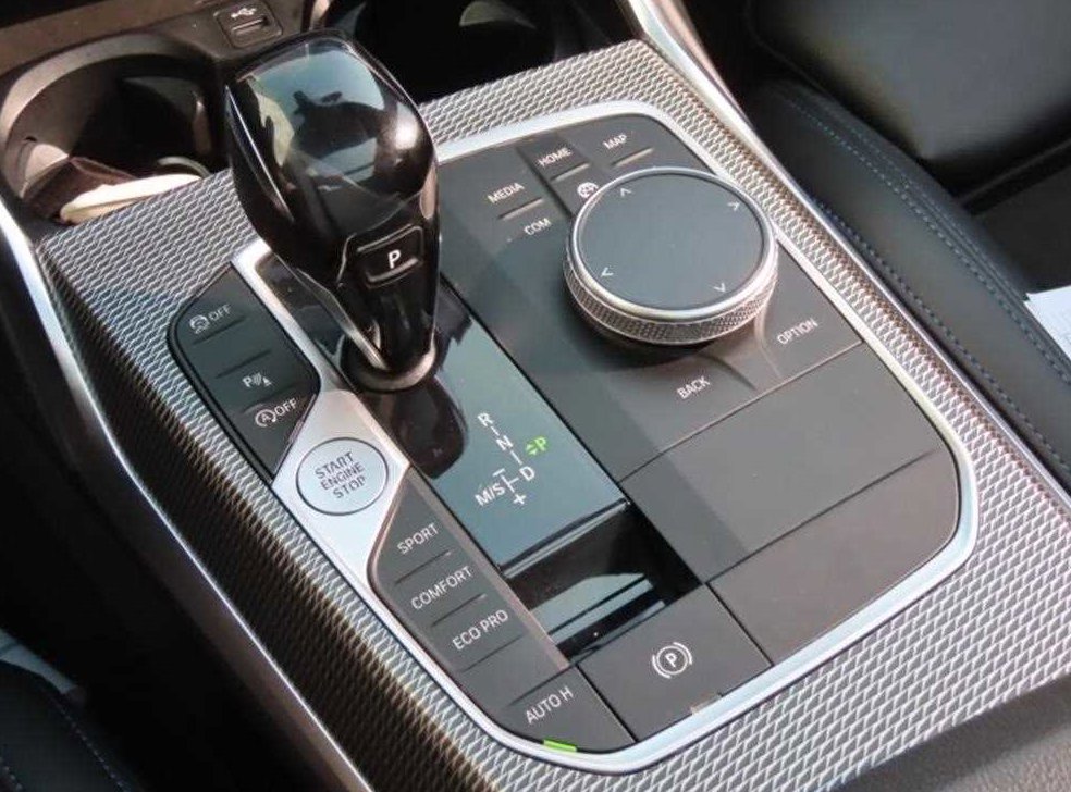 BMW 3시리즈 320d 투어링 M 스포츠 사진 6
