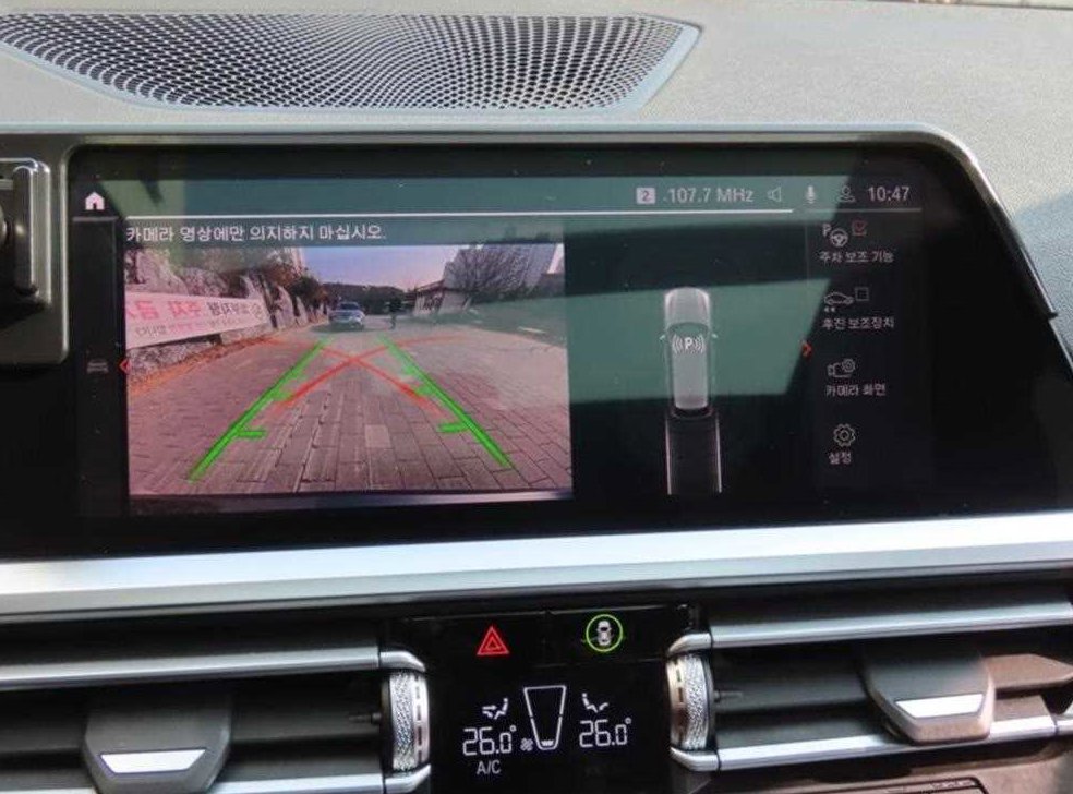 BMW 3시리즈 320d 투어링 M 스포츠 사진 9