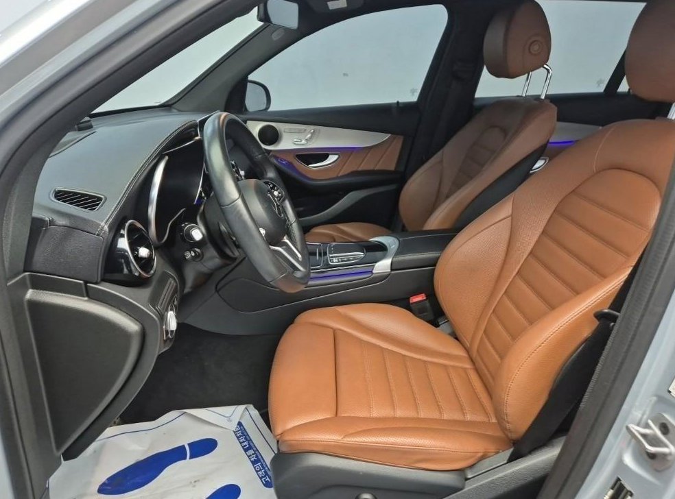 벤츠 GLC 클래스 GLC 300 e 4MATIC 사진 12