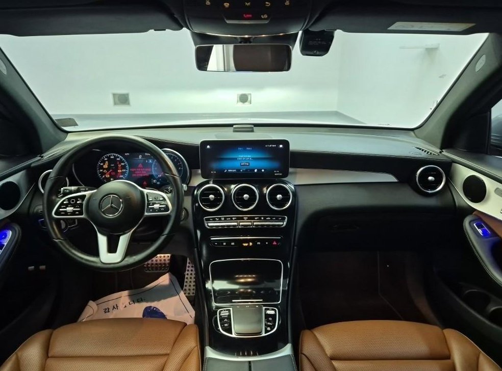 벤츠 GLC 클래스 GLC 300 e 4MATIC 사진 15