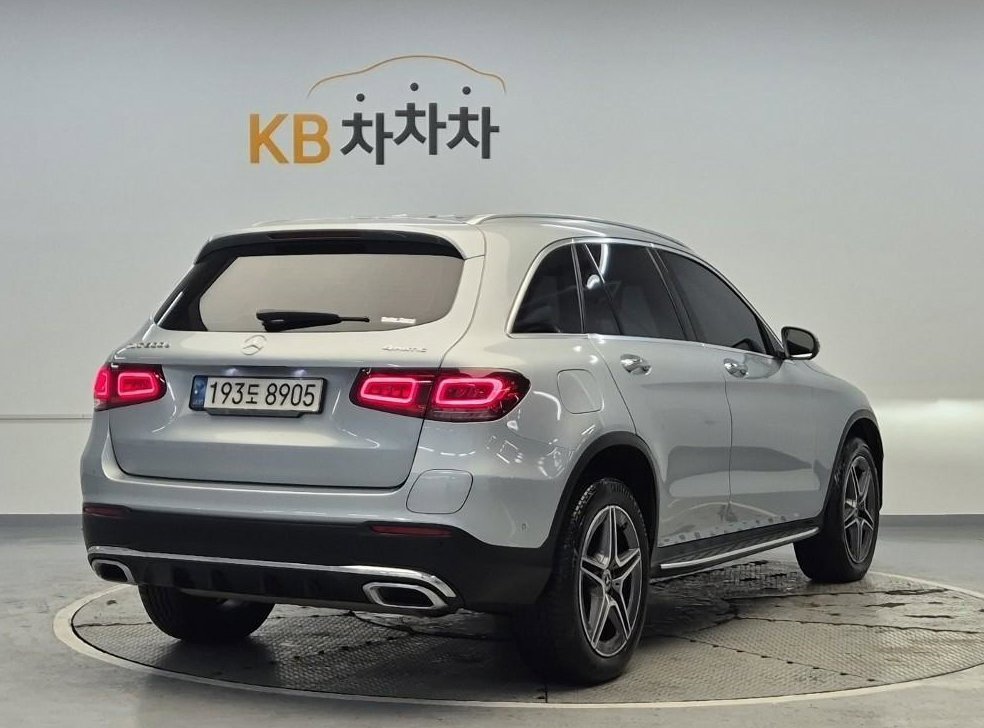 벤츠 GLC 클래스 GLC 300 e 4MATIC 사진 3