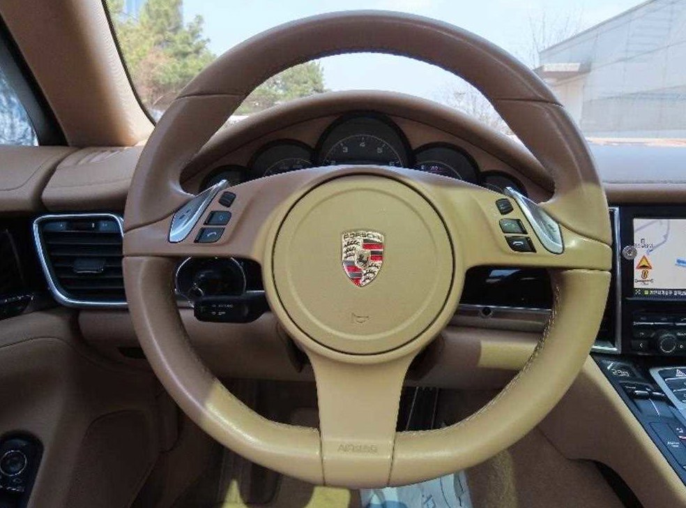 포르쉐 파나메라 3.6 AWD 사진 16