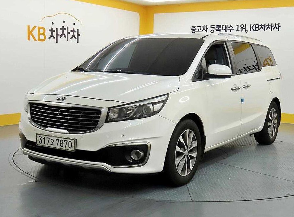 기아 카니발 디젤 9인승 럭셔리 사진 2