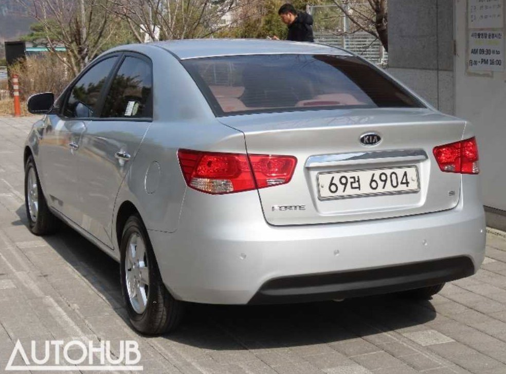 기아 포르테 가솔린 1.6 CVVT PREMIUM(SI) 사진 4