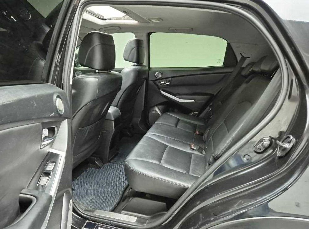 KG모빌리티(쌍용)  코란도 4WD 2.0 DX 사진 12