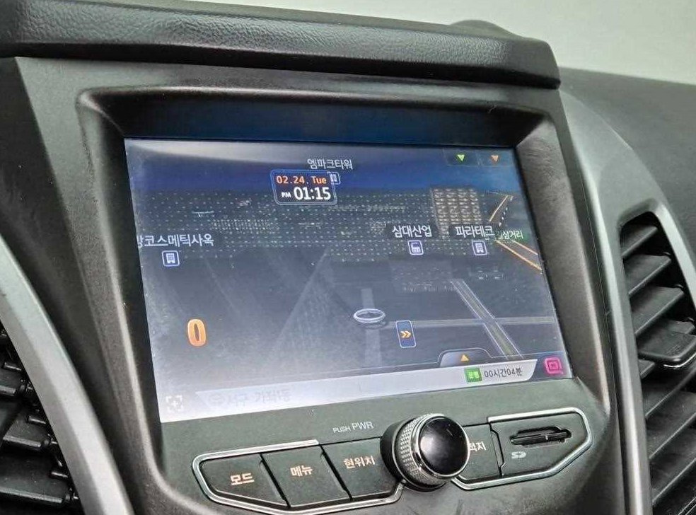 KG모빌리티(쌍용)  코란도 4WD 2.0 DX 사진 14