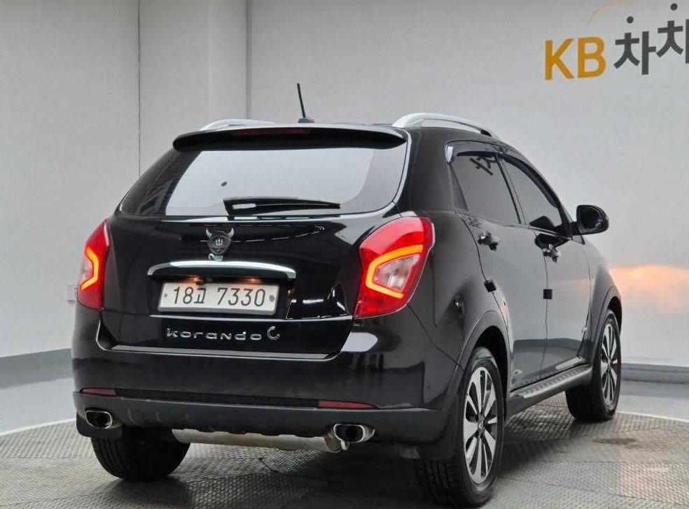 KG모빌리티(쌍용)  코란도 4WD 2.0 DX 사진 3