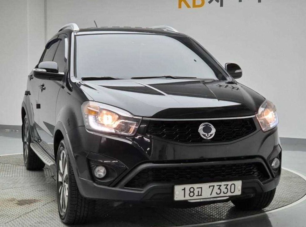 KG모빌리티(쌍용)  코란도 4WD 2.0 DX 사진 4