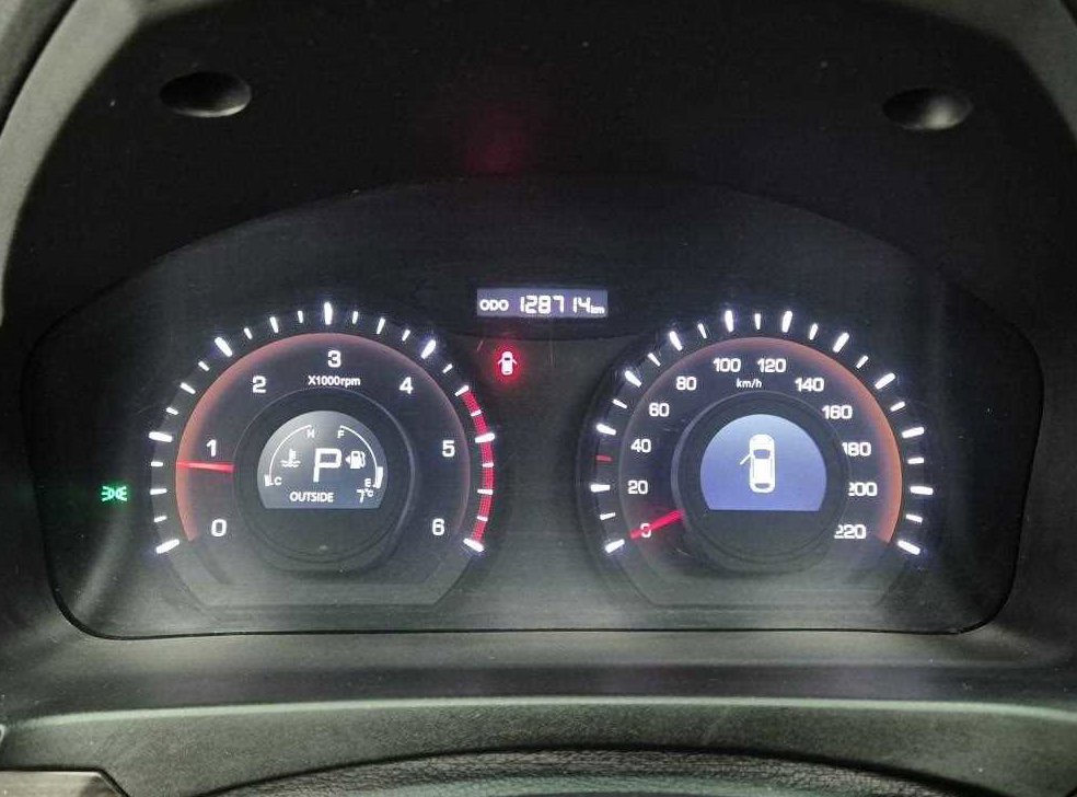 KG모빌리티(쌍용)  코란도 4WD 2.0 DX 사진 6