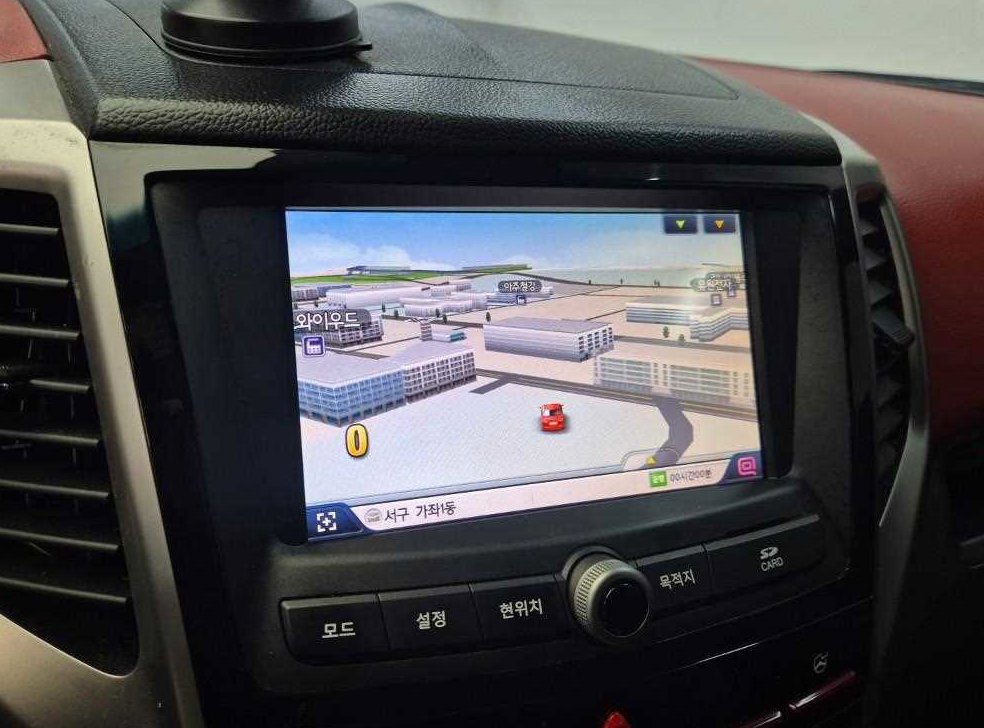 KG모빌리티(쌍용)  티볼리 디젤 2WD 1.6 LX 사진 14