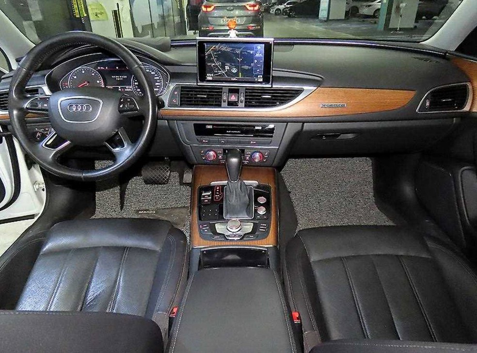 아우디 A6 40 TDI 콰트로 사진 10