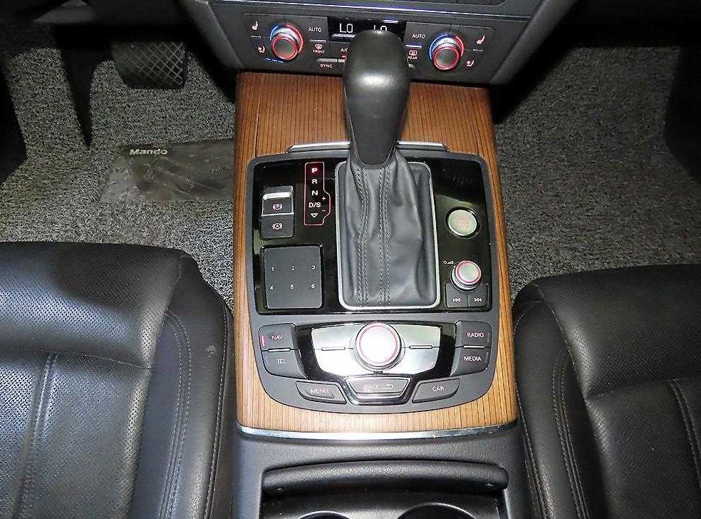 아우디 A6 40 TDI 콰트로 사진 12