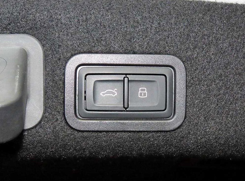 아우디 A6 40 TDI 콰트로 사진 16