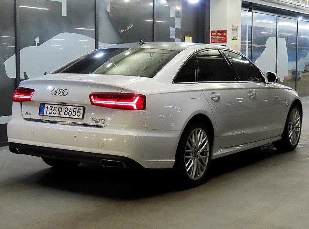 아우디 A6 40 TDI 콰트로 사진 4