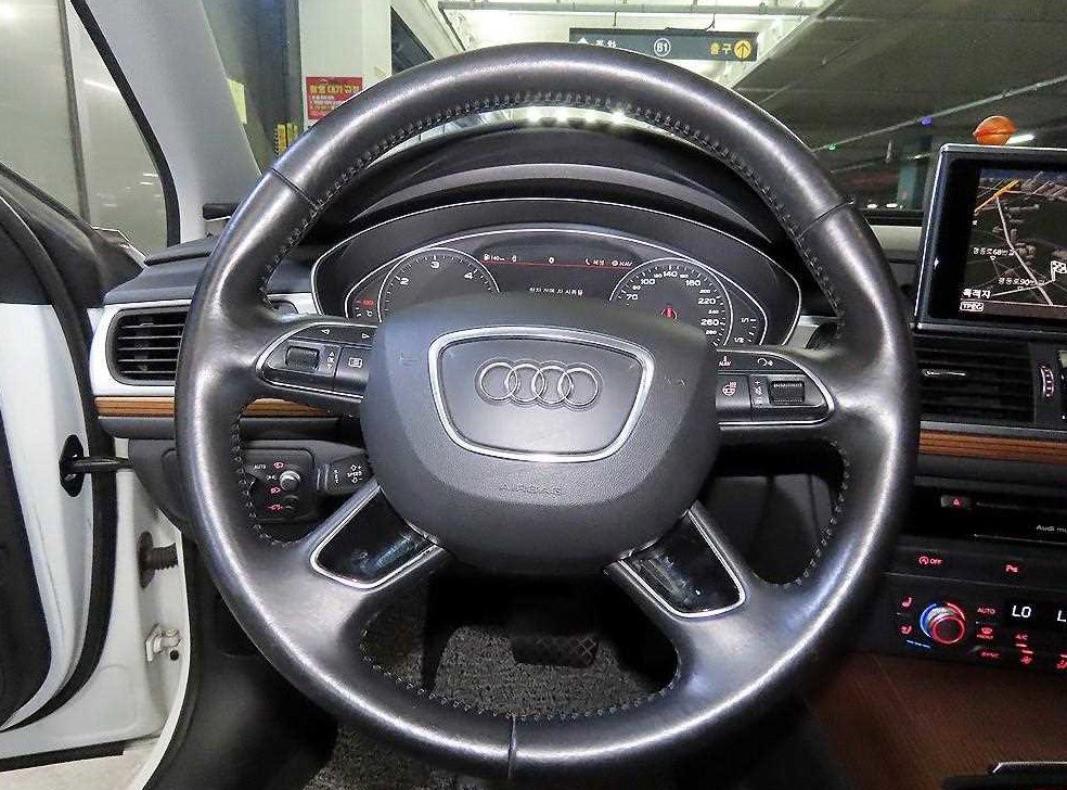 아우디 A6 40 TDI 콰트로 사진 8