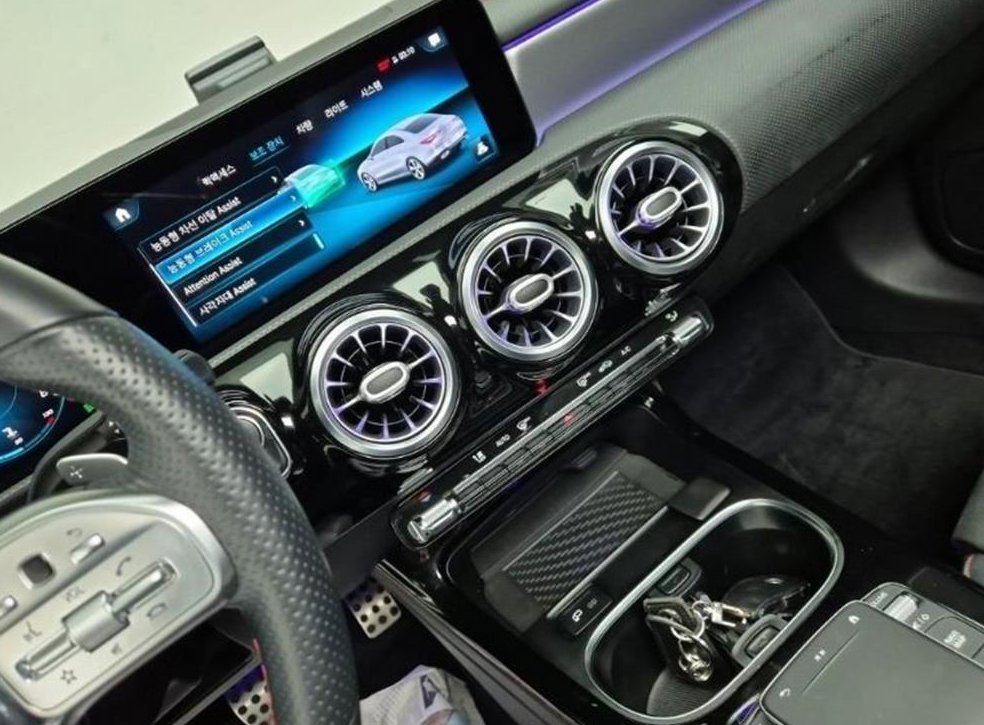 벤츠 CLA 클래스 CLA 250 4MATIC 사진 10