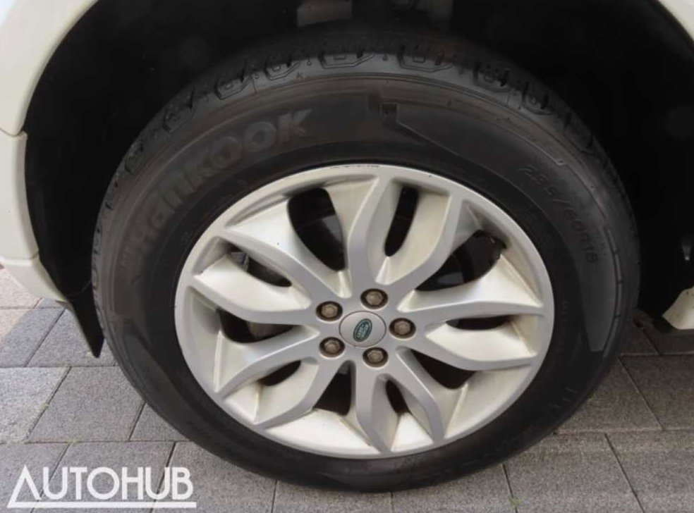 랜드로버 프리랜더 2.2 SD4 HSE 사진 18