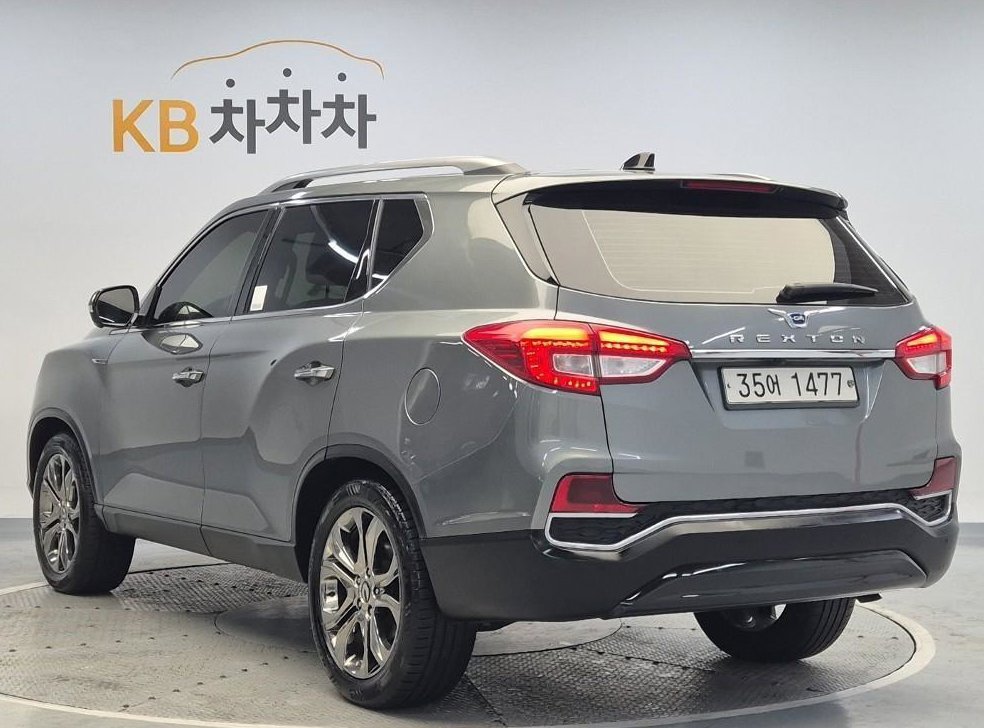 KG모빌리티(쌍용)  렉스턴 디젤 2.2 4WD 사진 2