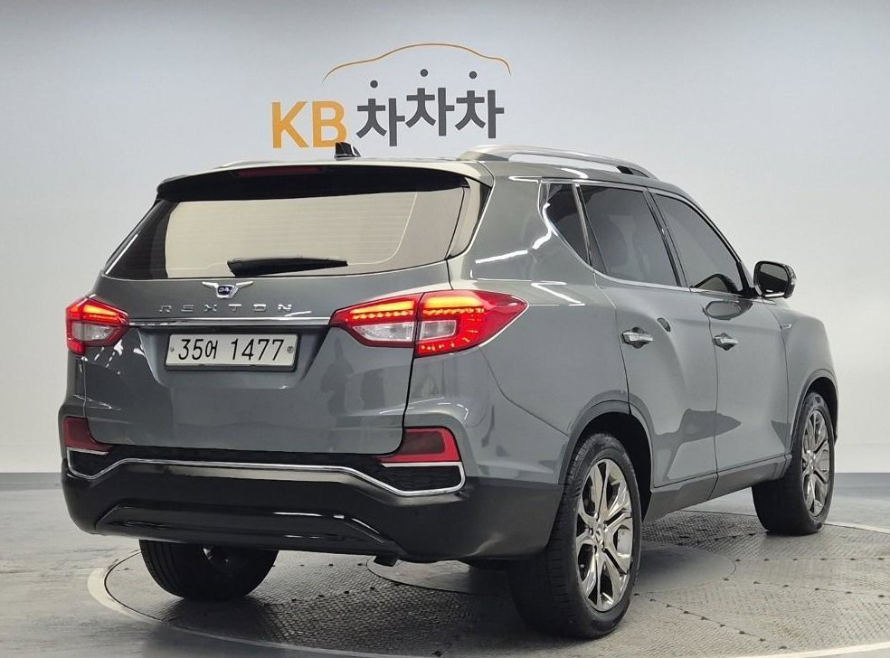 KG모빌리티(쌍용)  렉스턴 디젤 2.2 4WD 사진 3