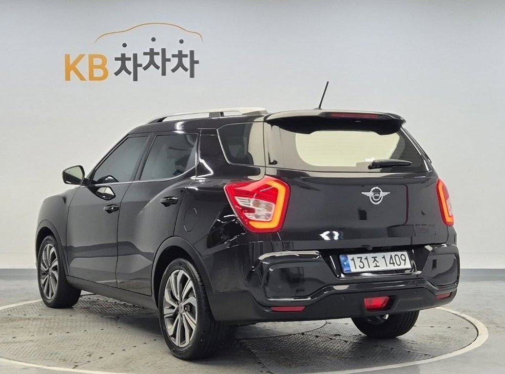 KG모빌리티(쌍용)  티볼리 2WD 가솔린 1.5 업비트 사진 2