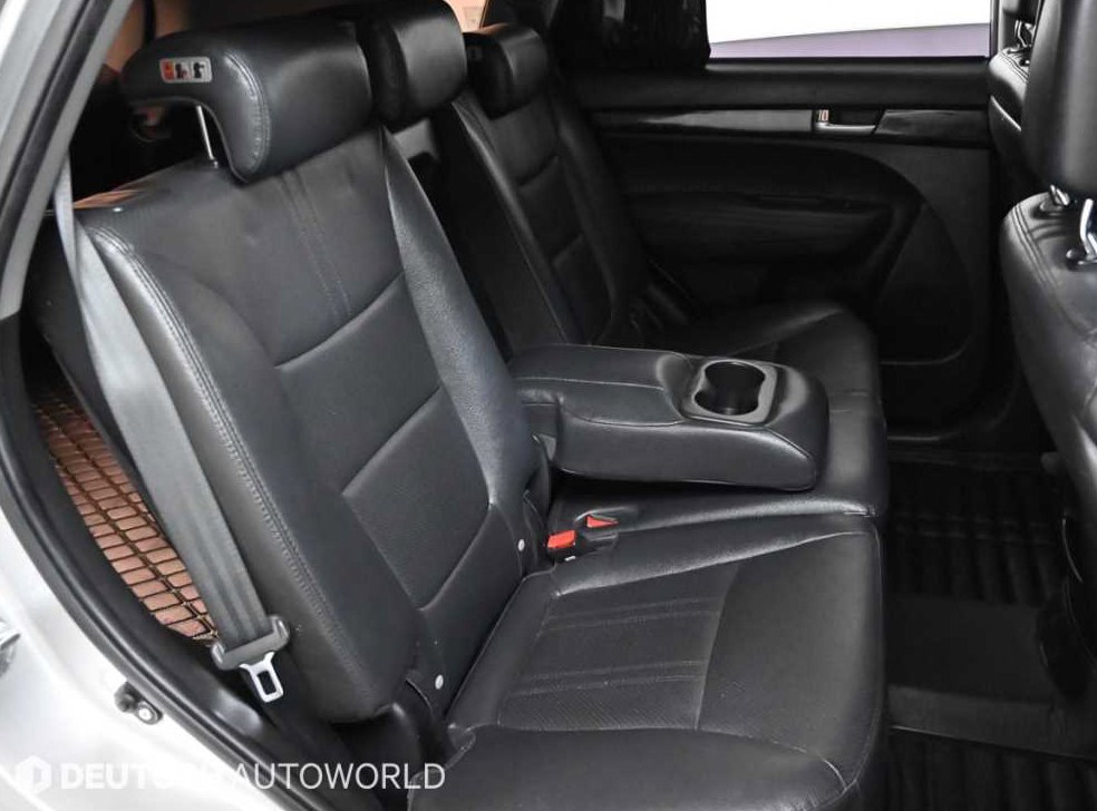 기아 쏘렌토 2WD 2.0 TLX 사진 12