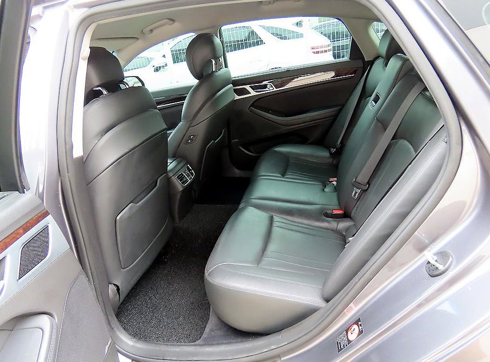 현대 제네시스 G330 프리미엄 AWD 사진 6
