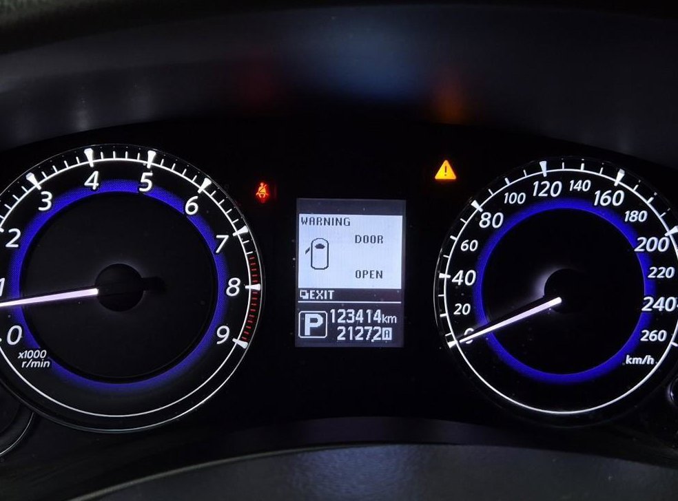 인피니티 QX 3.7 AWD 사진 6