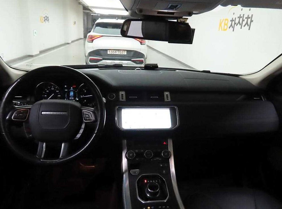 랜드로버 레인지로버 이보크 2.0 TD4 HSE 사진 8