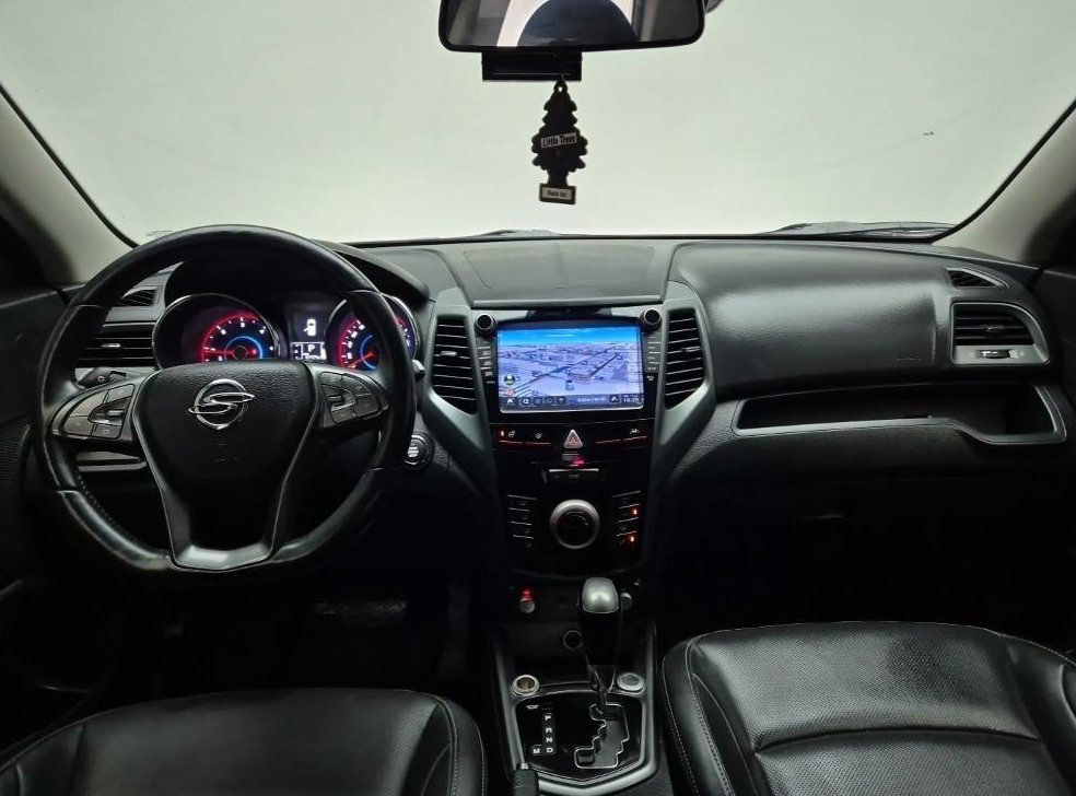 KG모빌리티(쌍용)  티볼리 4WD 디젤 VX 사진 7