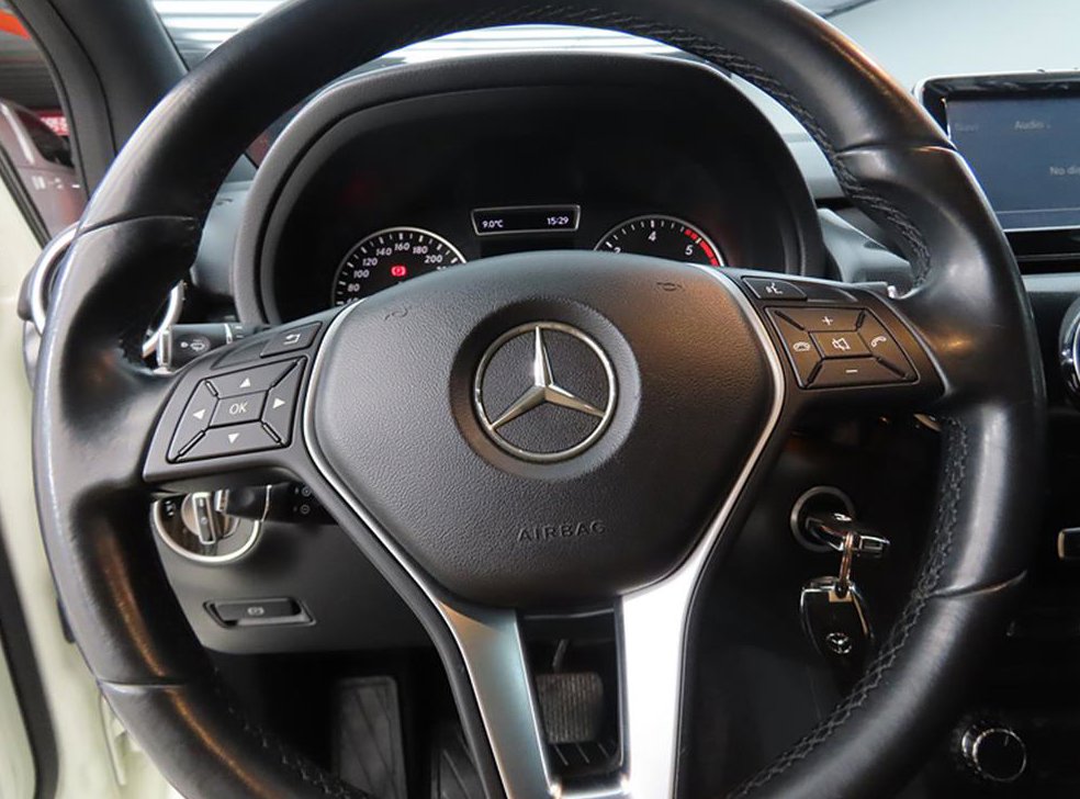 벤츠 B 클래스 (MY B) B200 CDI 블루이피션시 사진 8