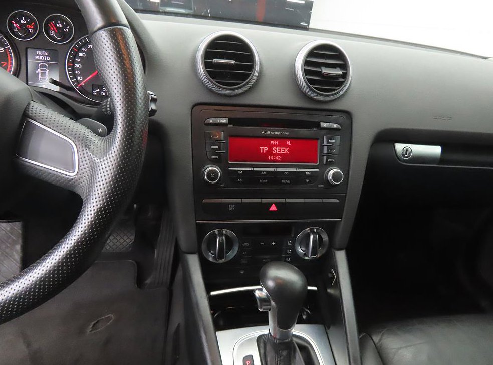 아우디 A3 2.0 TFSI 다이나믹 사진 10