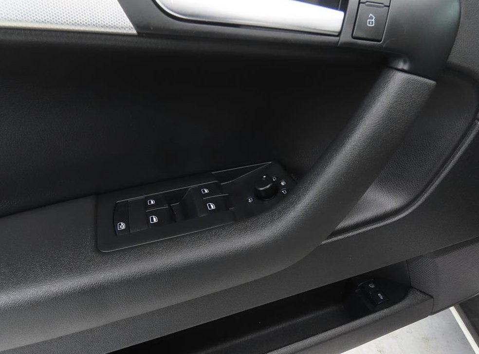 아우디 A3 2.0 TFSI 다이나믹 사진 15