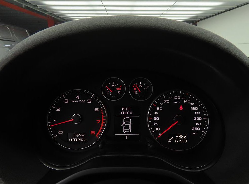 아우디 A3 2.0 TFSI 다이나믹 사진 9