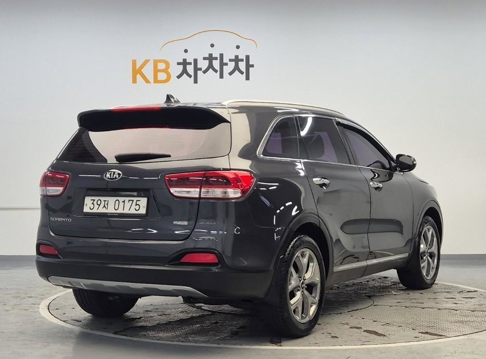 기아 쏘렌토 디젤 2WD 2.0 프레스티지 사진 3