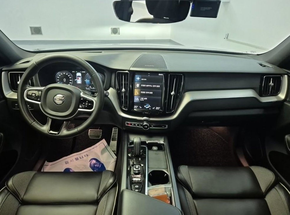 볼보 XC60 T8 AWD R-디자인 사진 18