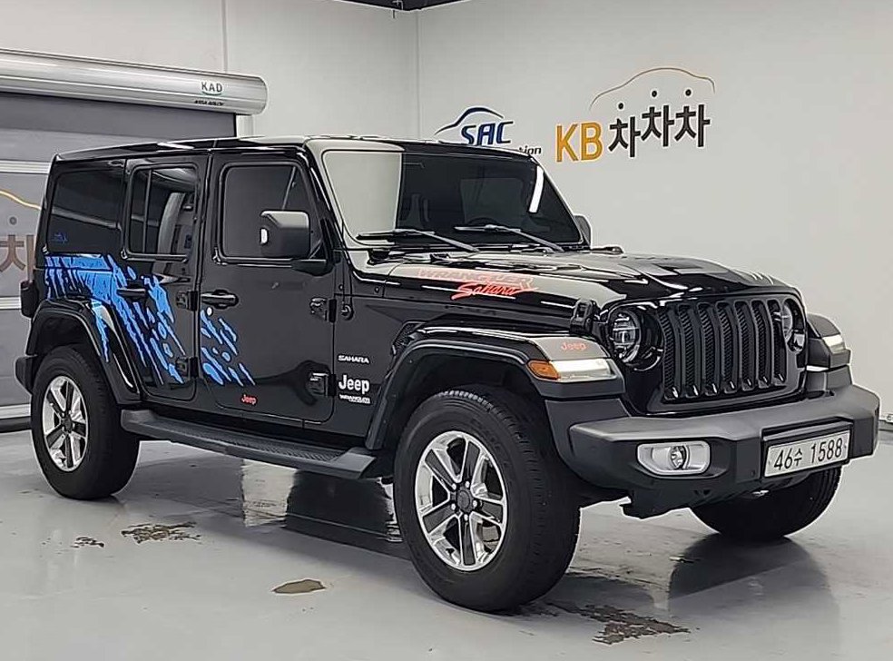 지프 랭글러 2.0 사하라 4도어 사진 4