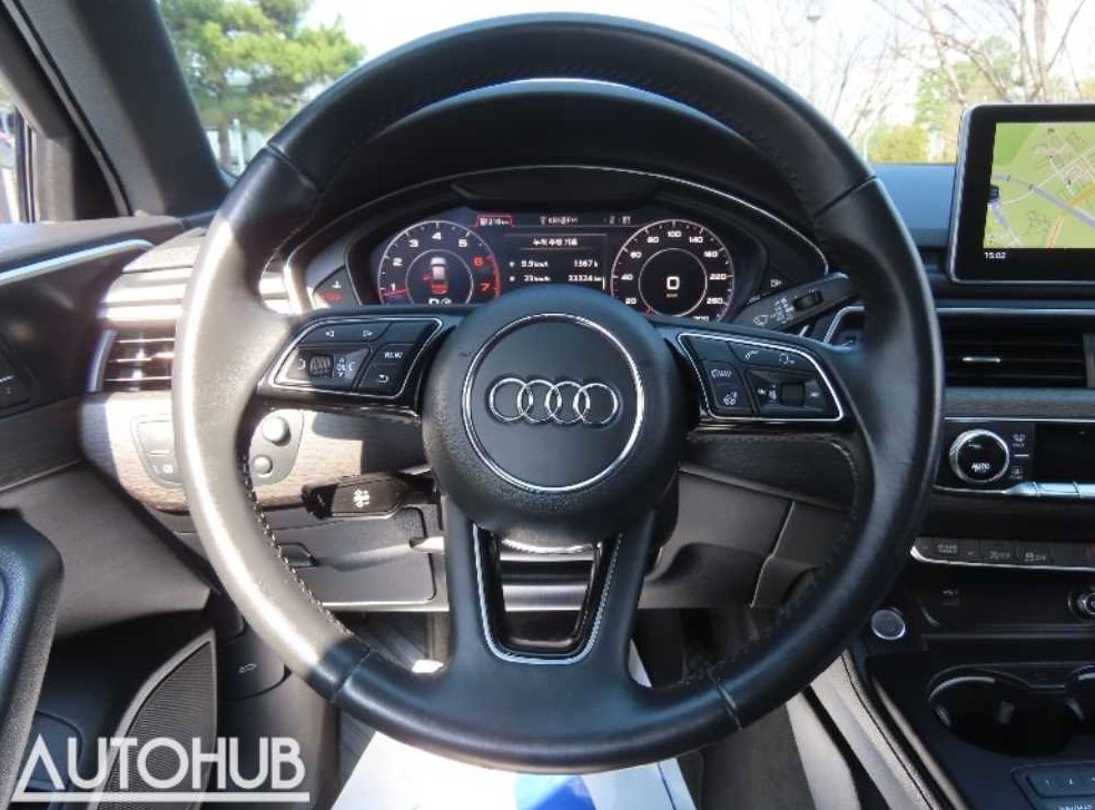 아우디 A4 40 TFSI 사진 17