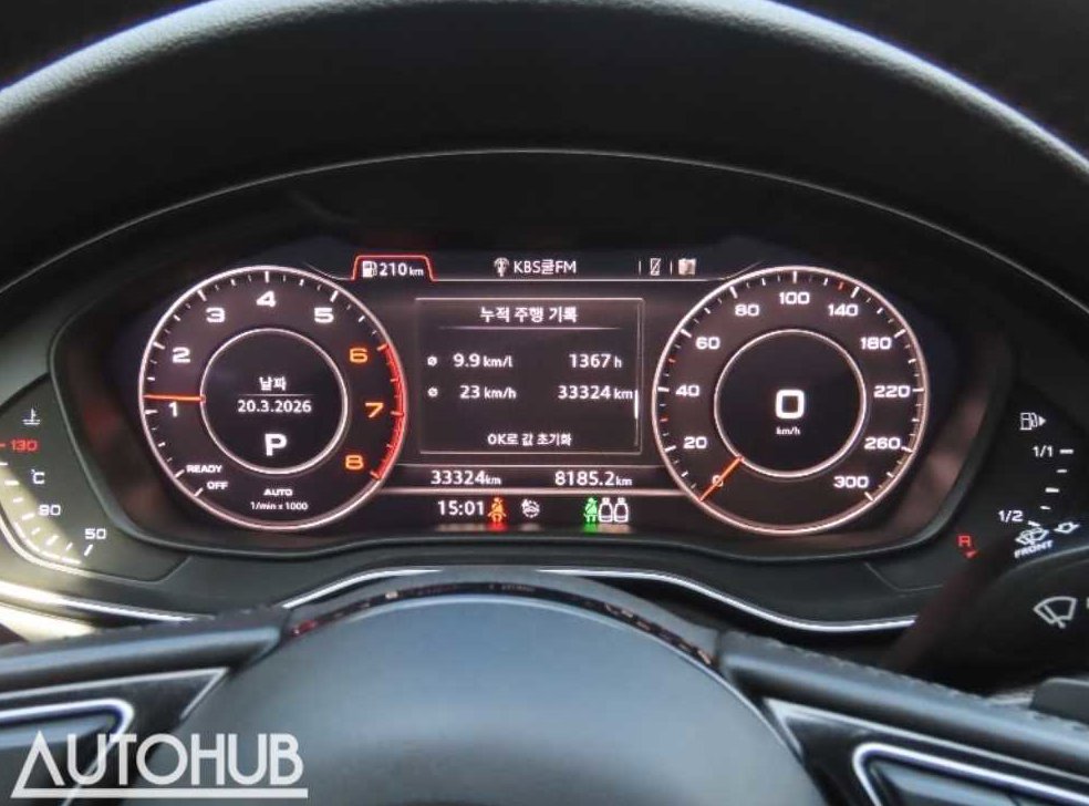 아우디 A4 40 TFSI 사진 6