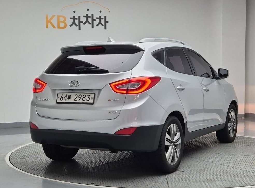 현대 투싼 디젤(E-VGT)4WD 사진 3