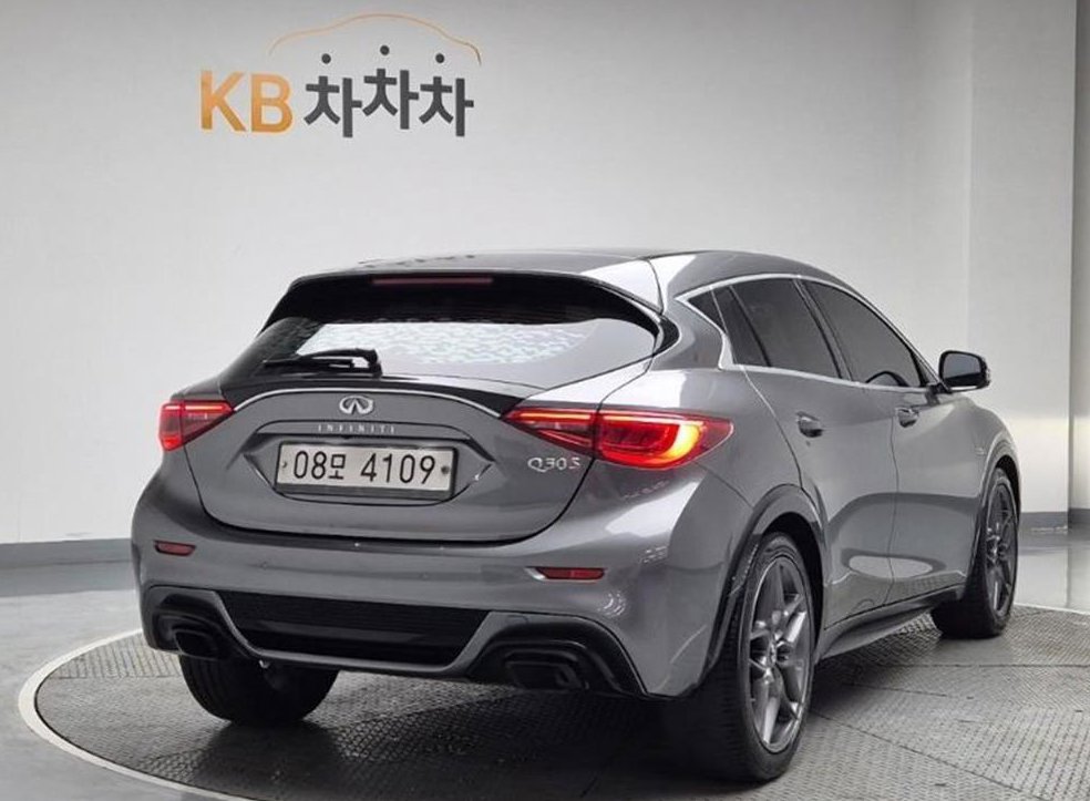 인피니티 Q 2.0 프리미엄 사진 4